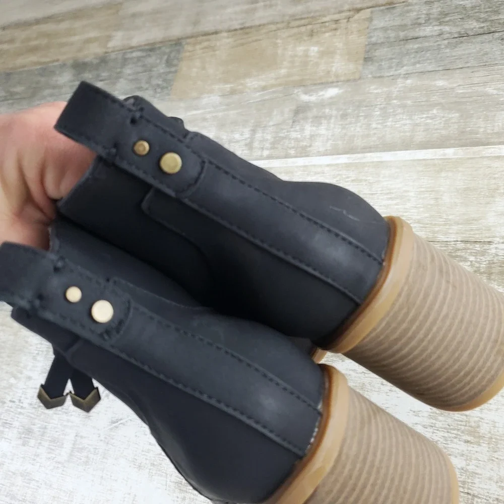 Dr Scholls Rodeo Womens Ankle Boots Sz 7 M Black Leather Side Zip Block Heel